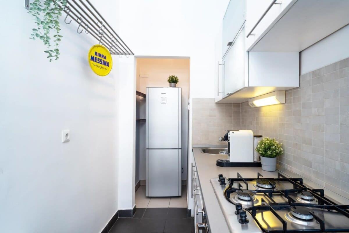 Lovely Downtown Apartment Close To The Basilica ブダペスト エクステリア 写真
