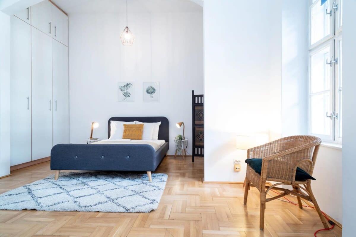 Lovely Downtown Apartment Close To The Basilica ブダペスト エクステリア 写真